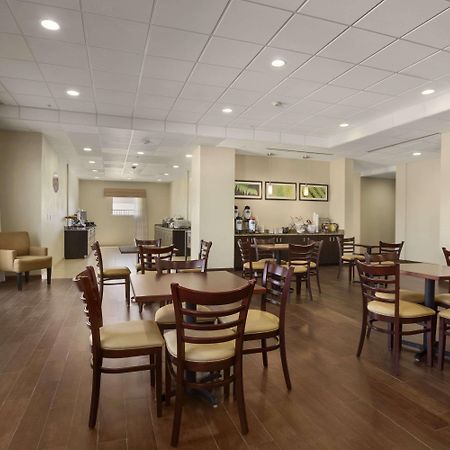 Petrostay Inn & Suites Cotulla Εξωτερικό φωτογραφία