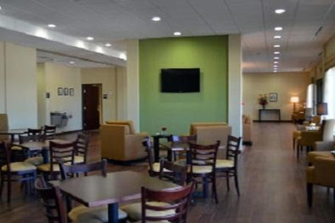 Petrostay Inn & Suites Cotulla Εξωτερικό φωτογραφία